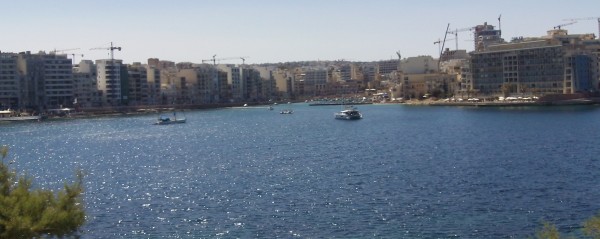 Meer zwischen Exiles Malta und Sliema