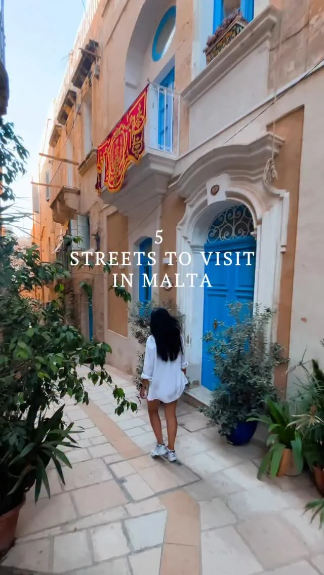 Comment MALTA to receive the link to our Free Malta guide 🌞🌴🐠Our updated Full Malta guide is finally available! 😍✨Discover practical information about the island, all transport options, must-do activities, our top recommendations for where to stay and the most delicious restaurants, plus a link to all our Google Maps points for easy exploring.After 6 years in Malta, we’ve handpicked the very best of the island to help you plan your trip fast without any mistakes 😎