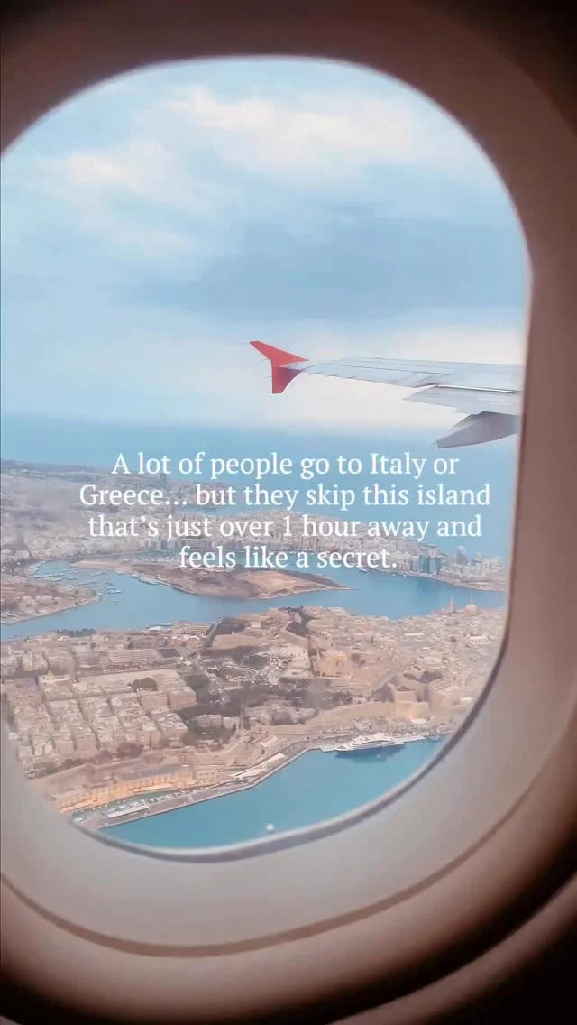 Thinking of exploring a tiny island this 2025? 🌴🐠Welcome to Malta! 🇲🇹 Just 1 hour from Sicily, Italy.
This small Mediterranean gem is part of the European Union, blessed with year-round sunshine and rich history in every corner. 🍷🌺If Malta is on your list, we’ve put together all the info you need to help you plan your trip:- Pratical information about the Island (currency, languages ...)
- Suggested itineraries depending on how long you stay in the Island
- All transports
- Must-do activities and their prices
- Our recommendations for where to stay
- Our recommendations for delicious restaurants
- Link to all Google Maps pointsLINK IN OUR BIO 🔗Will you consider this Malta alternative?