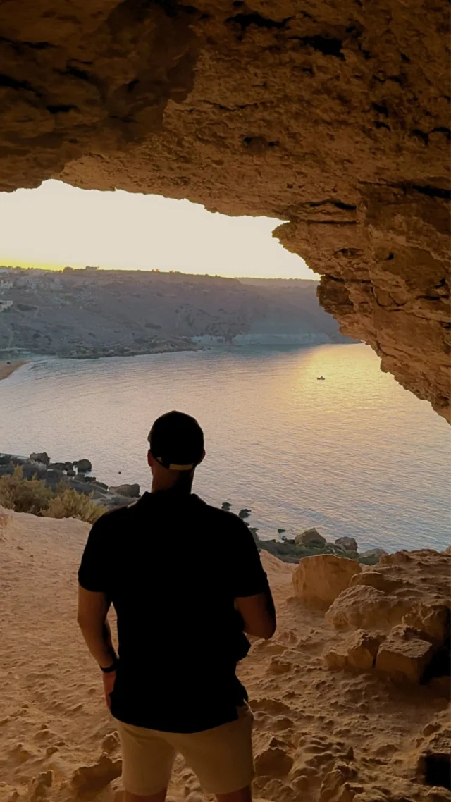 Send this to the person you would like to visit! 🌅We’ve been to Mixta Cave many times and we keep going back! 😍It’s one of our favorite viewpoints in Gozo 🍃 this spot is perfect for a little adventure, hike up to the cave, explore, enjoy the breathtaking views, and then relax down at Ramla Bay beach. 🌊If you visit, please be respectful and pack out all of your trash. Leave it even nicer than you found it!
