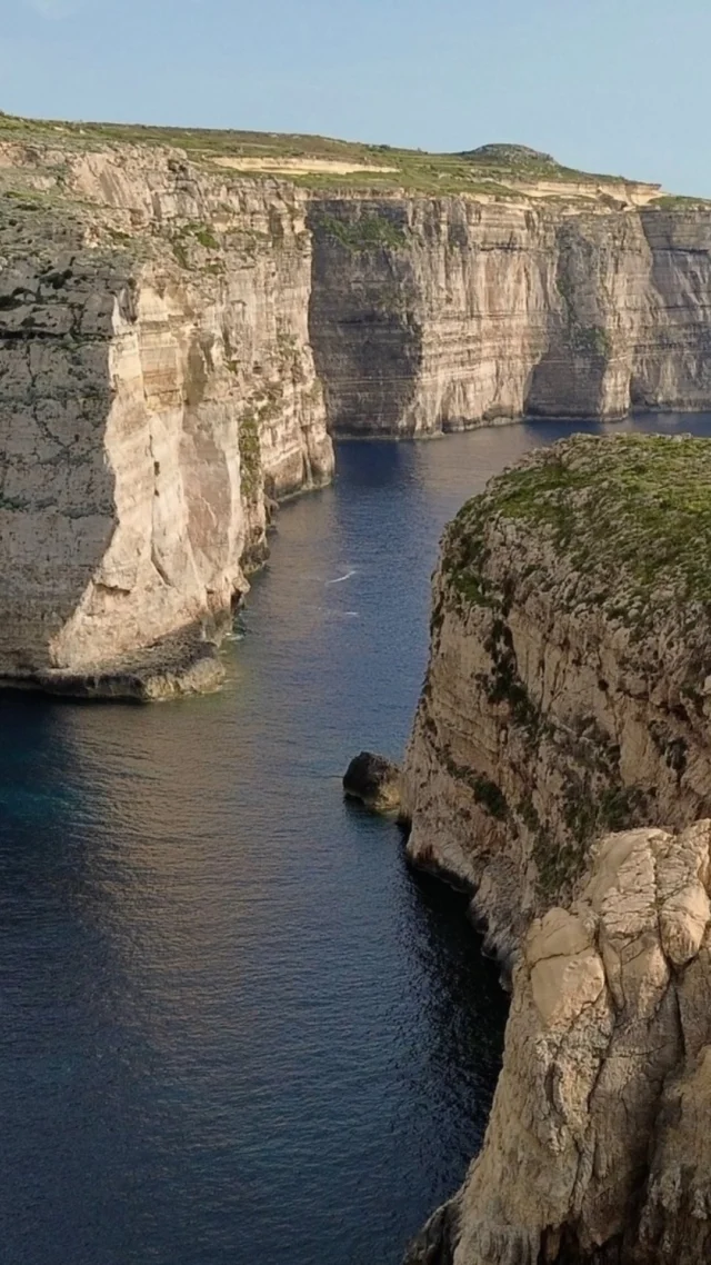 Add these hidden gems to your Malta bucket list! 🌿It’s that time of the year when exploring these winter gems is an absolute must in Malta and Gozo.Here are 8 of our favourite locations to visit during the cooler season,  perfect for peaceful walks, dramatic cliffs, and breathtaking panoramic views 🌅📍 Dwejra Bay
📍 Salt Pans
📍 Blue Hole
📍 Wied il-Mielaħ Window
📍 Għar ir-Riħ
📍 The Coral Lagoon
📍 Għar Lapsi
📍 Tal-Mixta CaveHave you ever been to any of these places? 👀Follow us for more hidden gems, tips and stress-free trip planning!